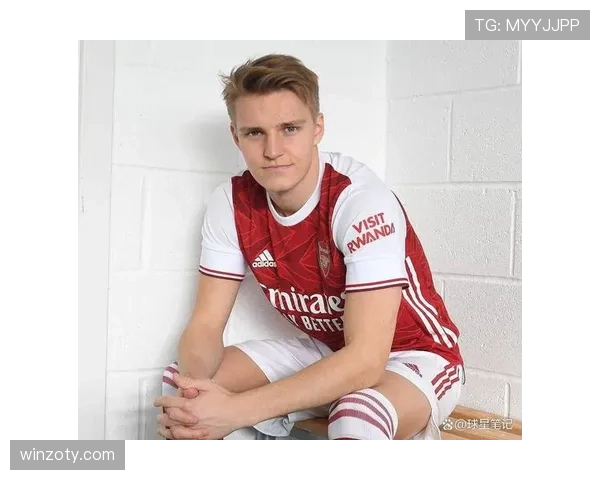 在阿森纳体系下厄德高与若日尼奥传球结构分化