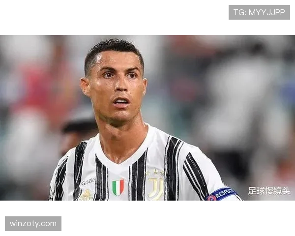 克罗斯与皮尔洛：组织核心的球权分配如何从集中走向分散