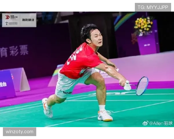 林丹赛场上拼命挥拍，家里却安静得像图书馆，太反差了吧！